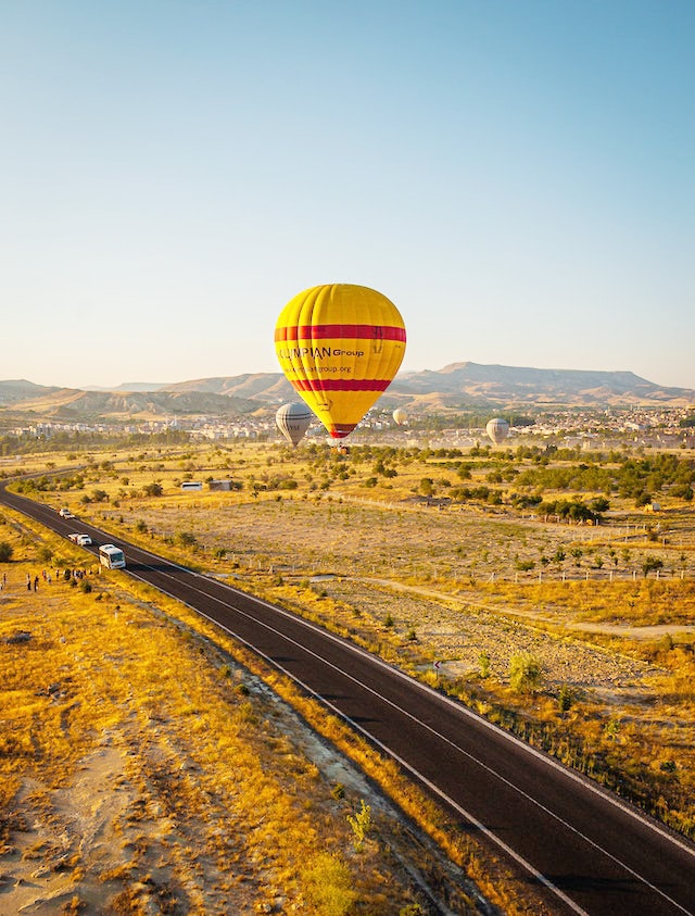 hot air balloon